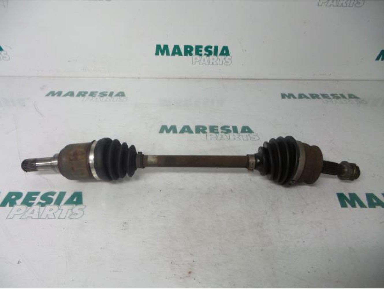 Fiat - Panda - Aandrijfas links-voor