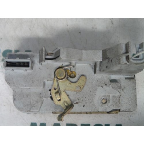 Peugeot - 307 - Rear door mechanism 4-door, right