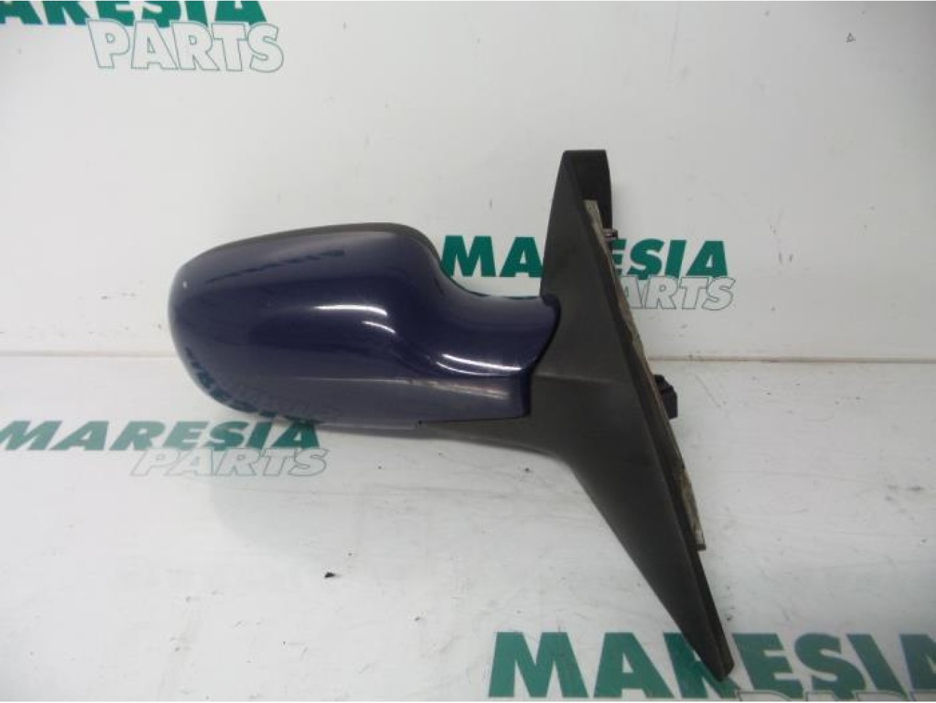 Renault - Megane Scenic - Wing mirror, right