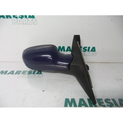 Renault - Megane Scenic - Wing mirror, right