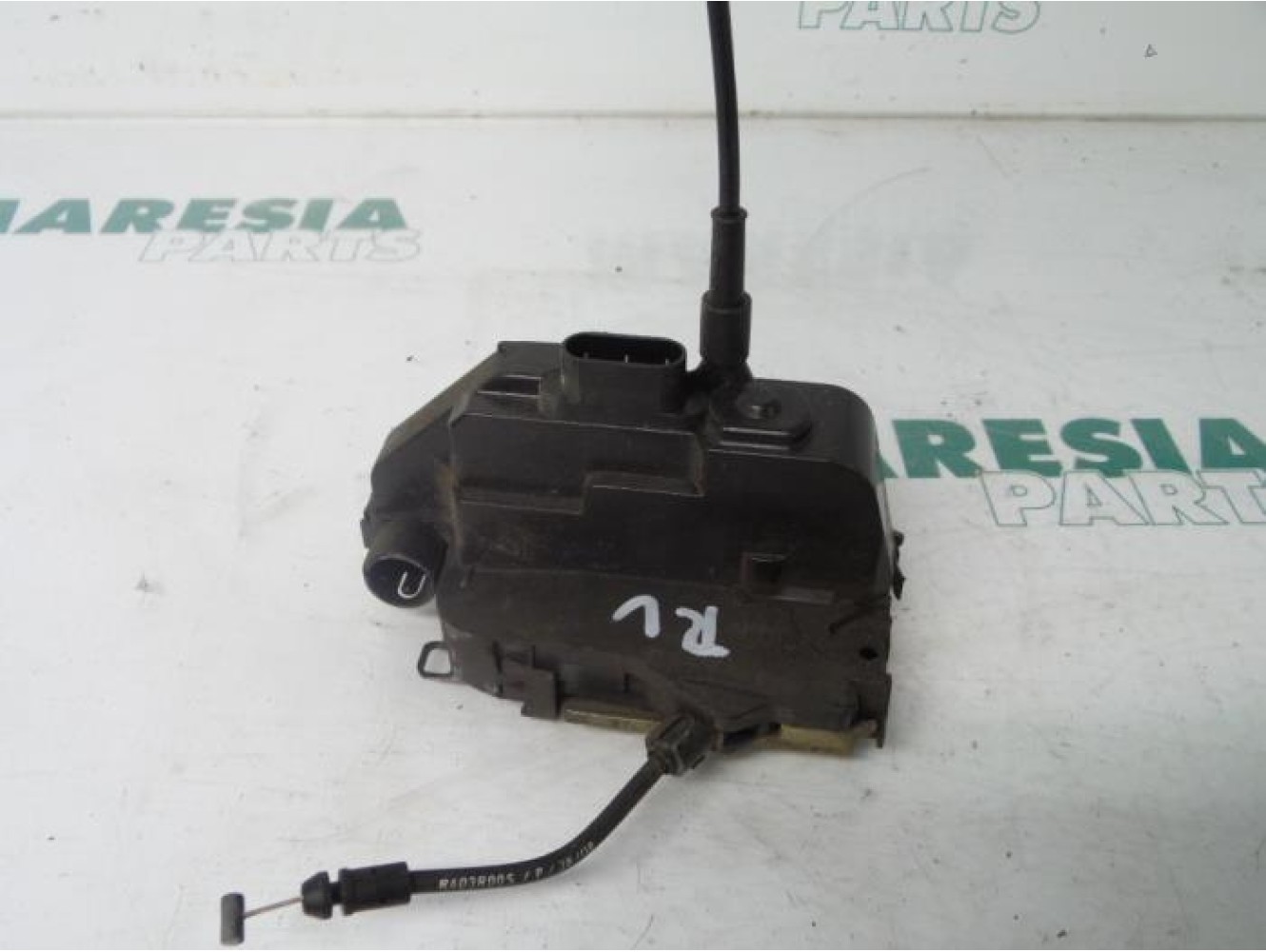 Renault - Megane Scenic - Front door lock mechanism 4-door, right