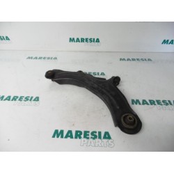 Renault - Megane Scenic - Front lower wishbone, right