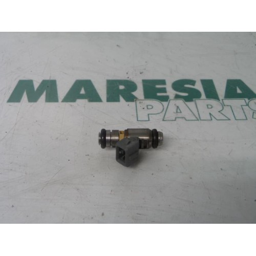 Renault - Megane - Injector (petrol injection)
