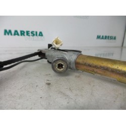 Renault - Clio - Gordelspanner links
