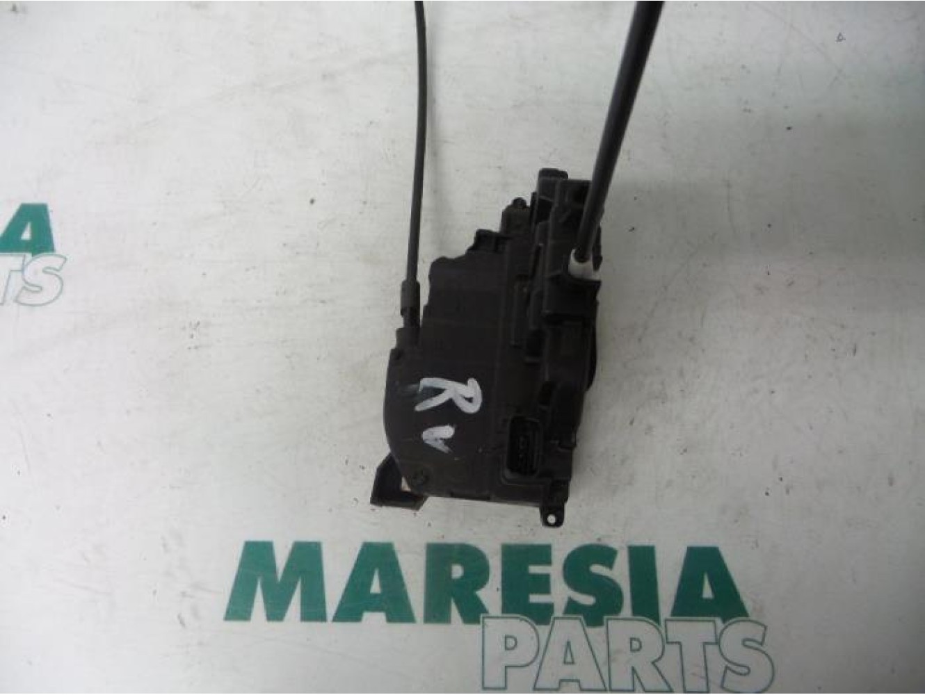Renault - Clio - Front door lock mechanism 4-door, right