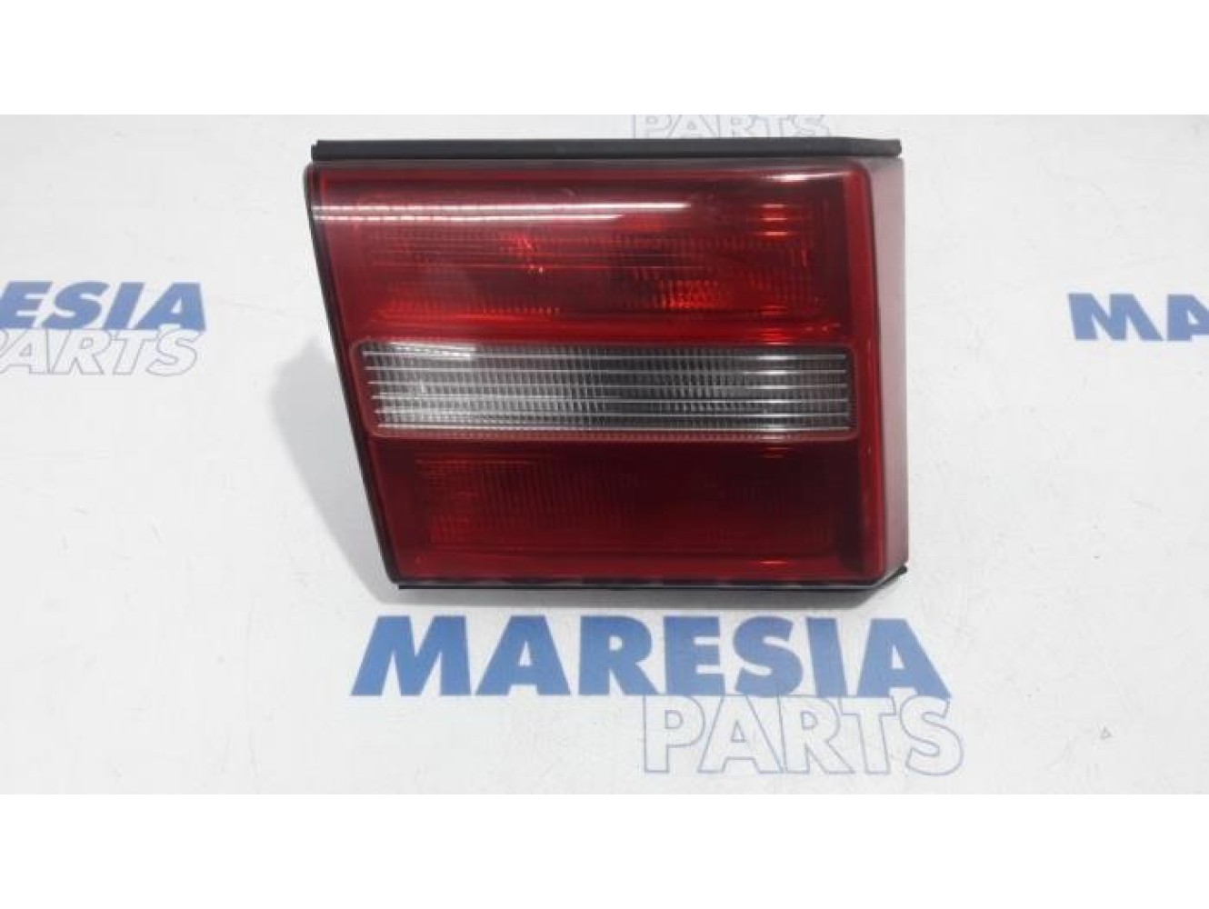 Lancia - K(Appa) - Achterlicht links