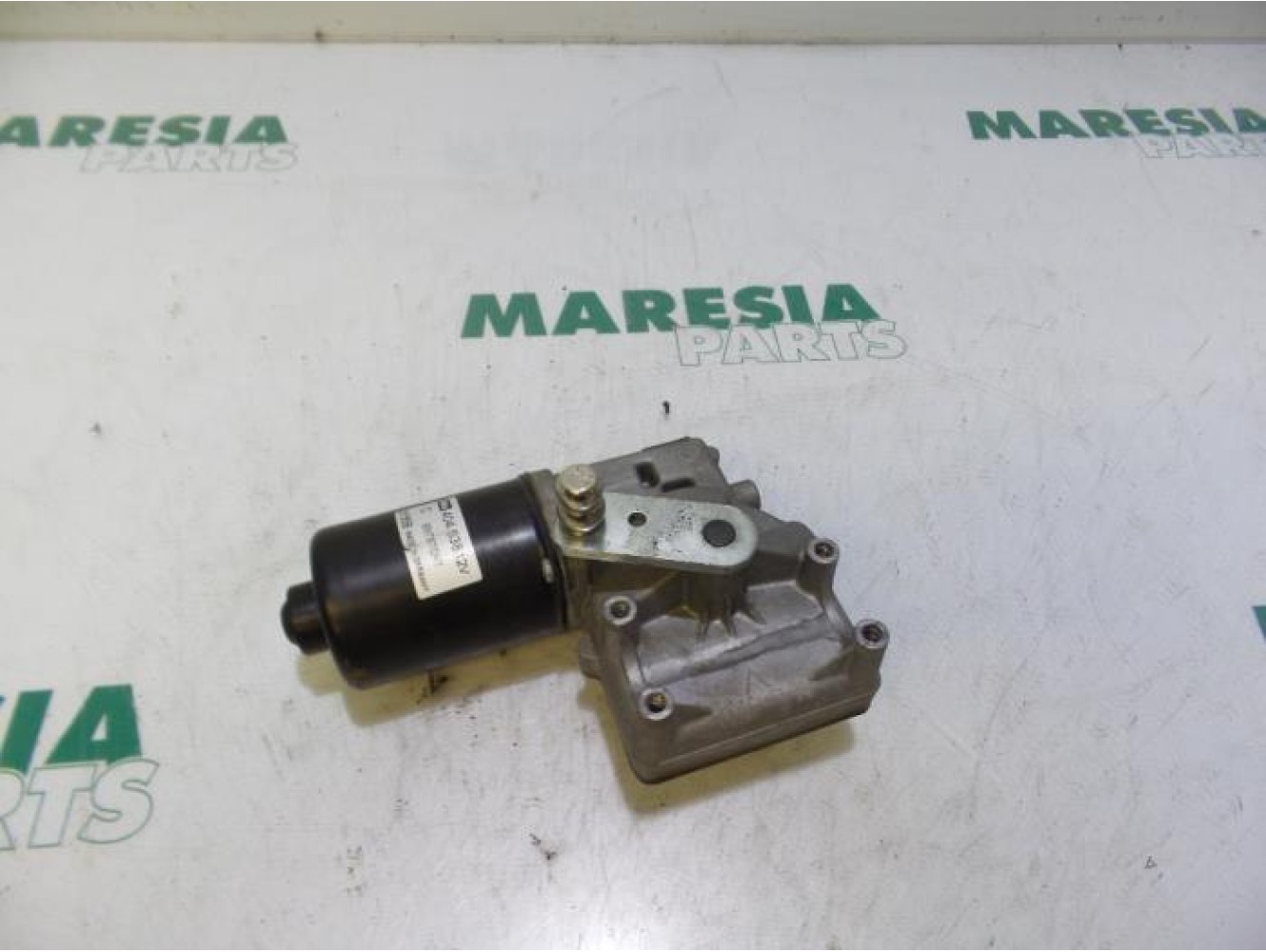 Citroen - C4 - Front wiper motor