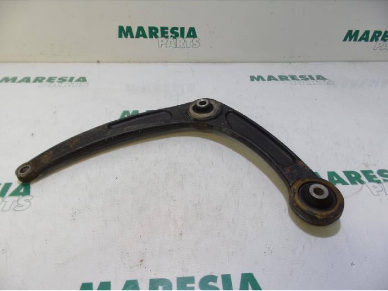 Citroen - C4 - Front lower wishbone, right