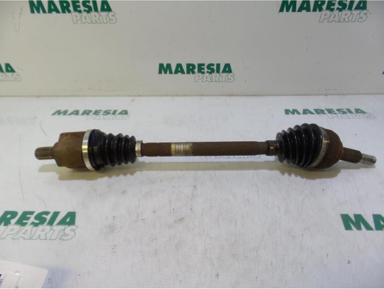 Renault - Megane Scenic - Front drive shaft, right