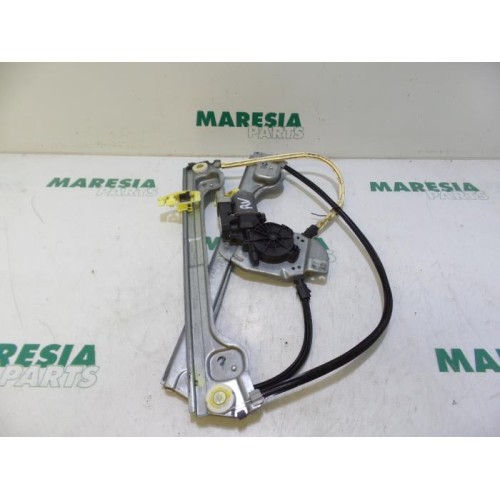 Peugeot - 1007 - Window mechanism 2-door, front right