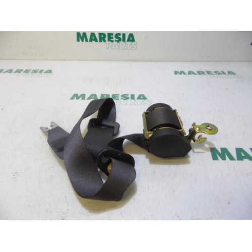 Renault - Megane Scenic - Front seatbelt, right