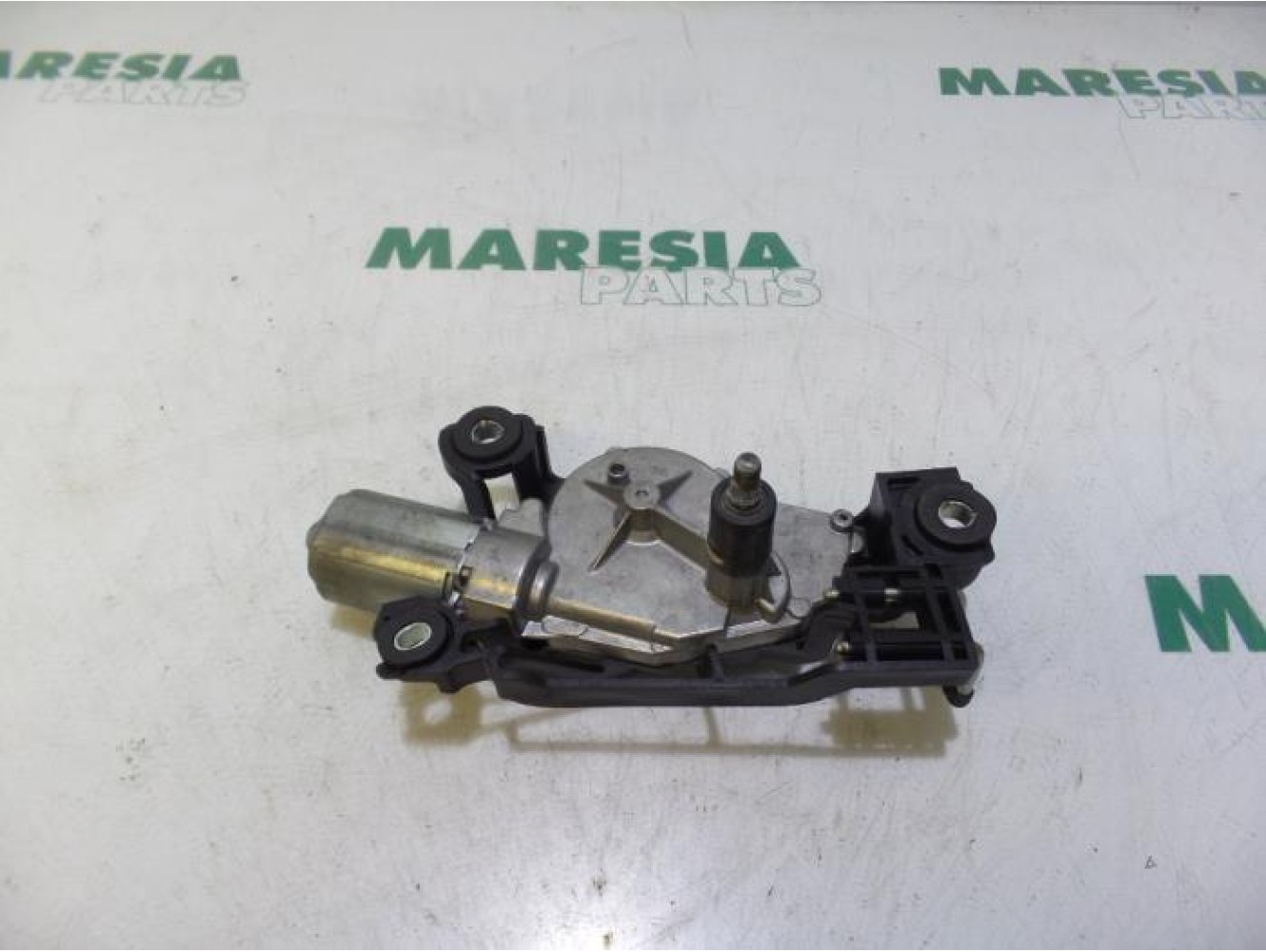 Peugeot - 206 - Ruitenwissermotor achter