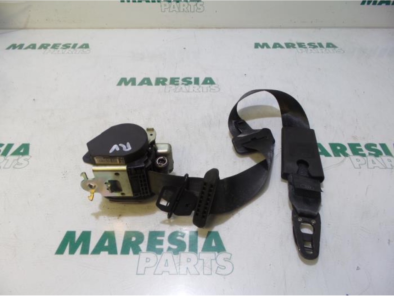 Renault - Fluence - Front seatbelt, right