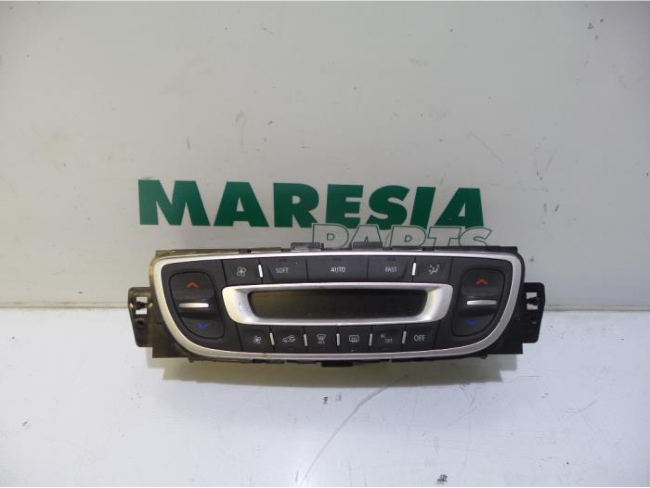 Renault - Fluence - Heater control panel