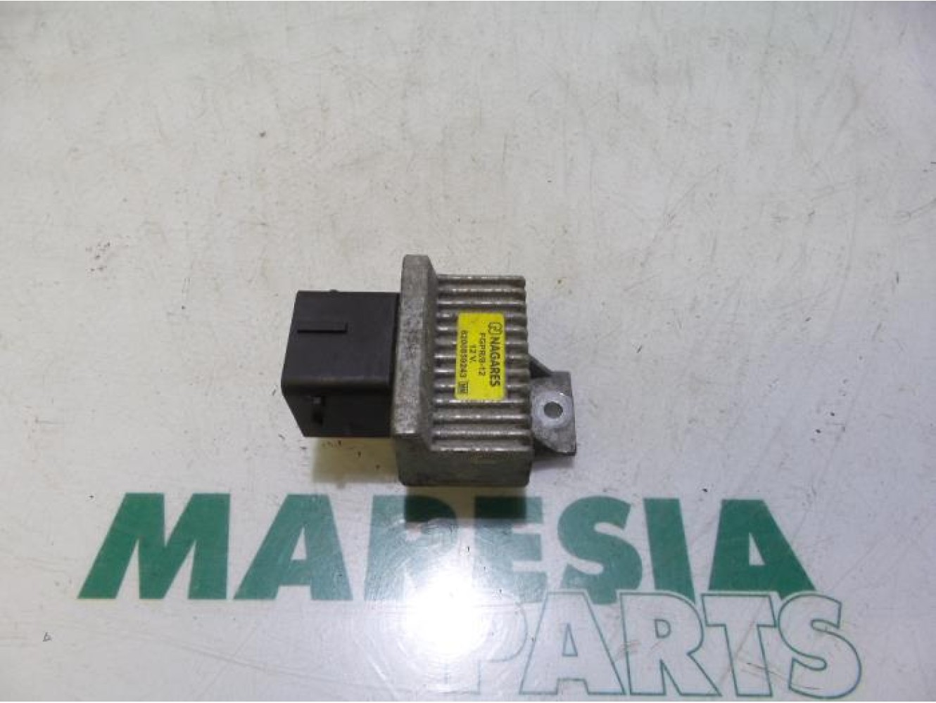 Renault - Fluence - Glow plug relay