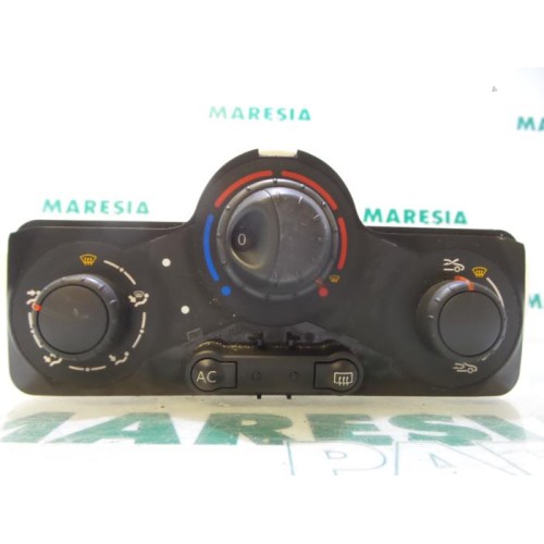 Renault - Clio - Heater control panel
