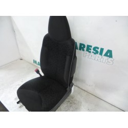 Peugeot - 107 - Sitz links