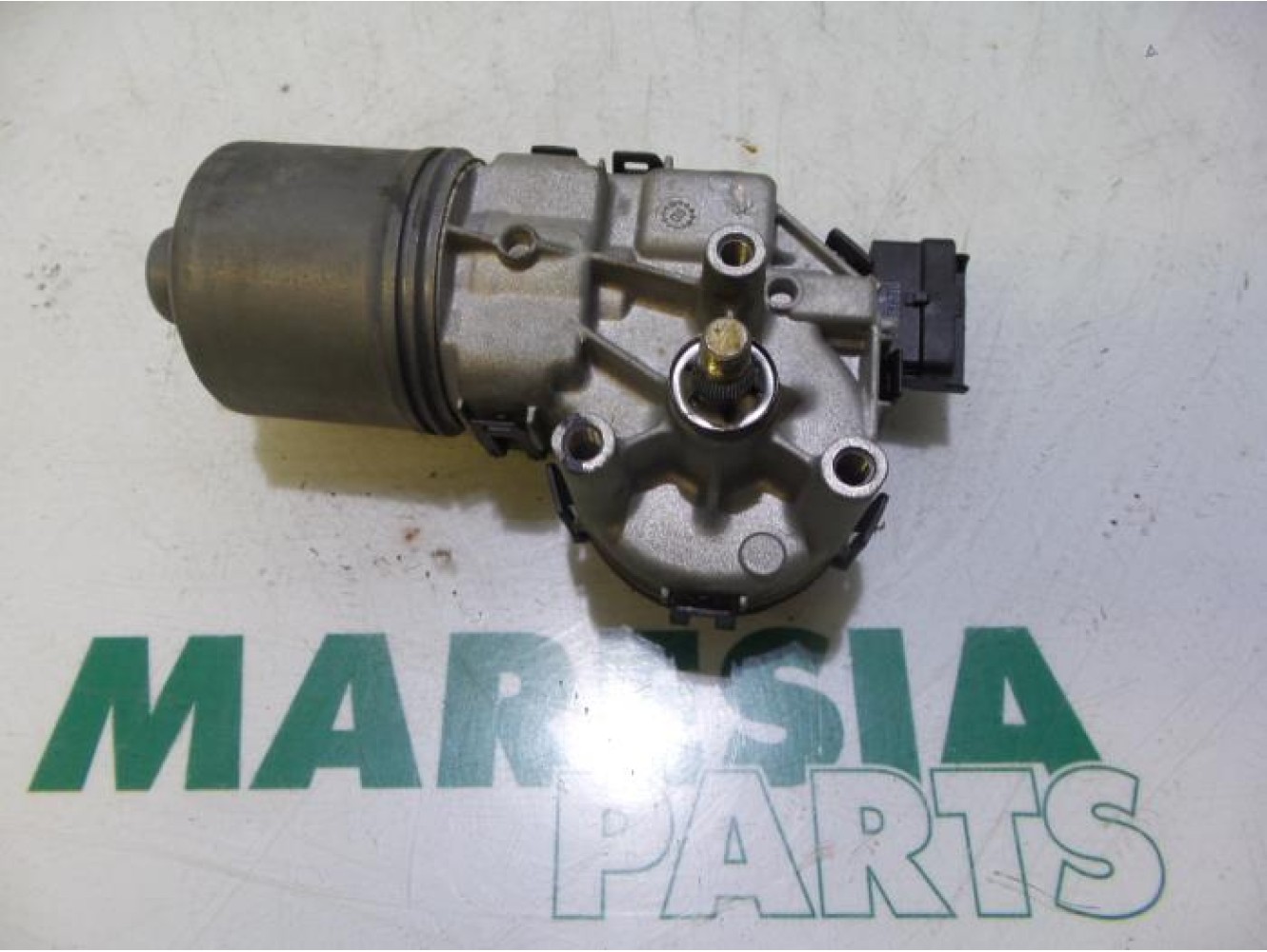 Peugeot - 206 - Front wiper motor