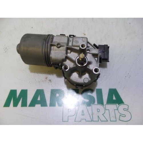 Peugeot - 206 - Front wiper motor