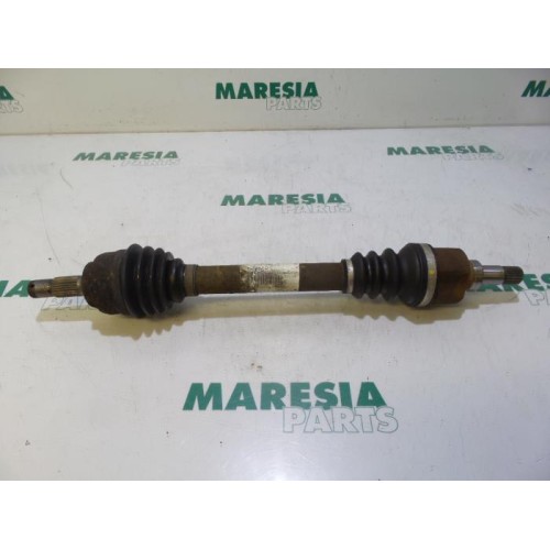 Peugeot - 206 - Front drive shaft, left