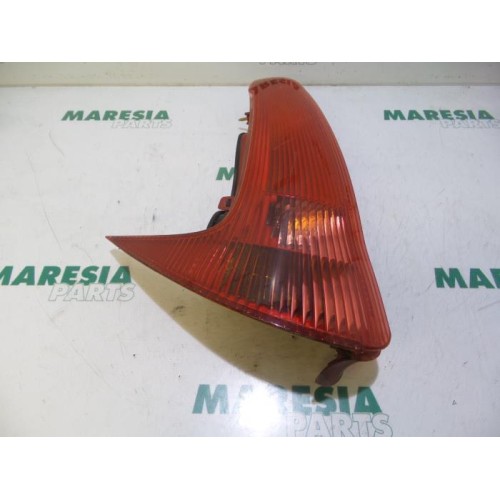 Peugeot - 206 - Achterlicht links