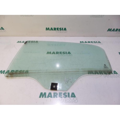 Fiat - Punto - Rear door window 4-door, left