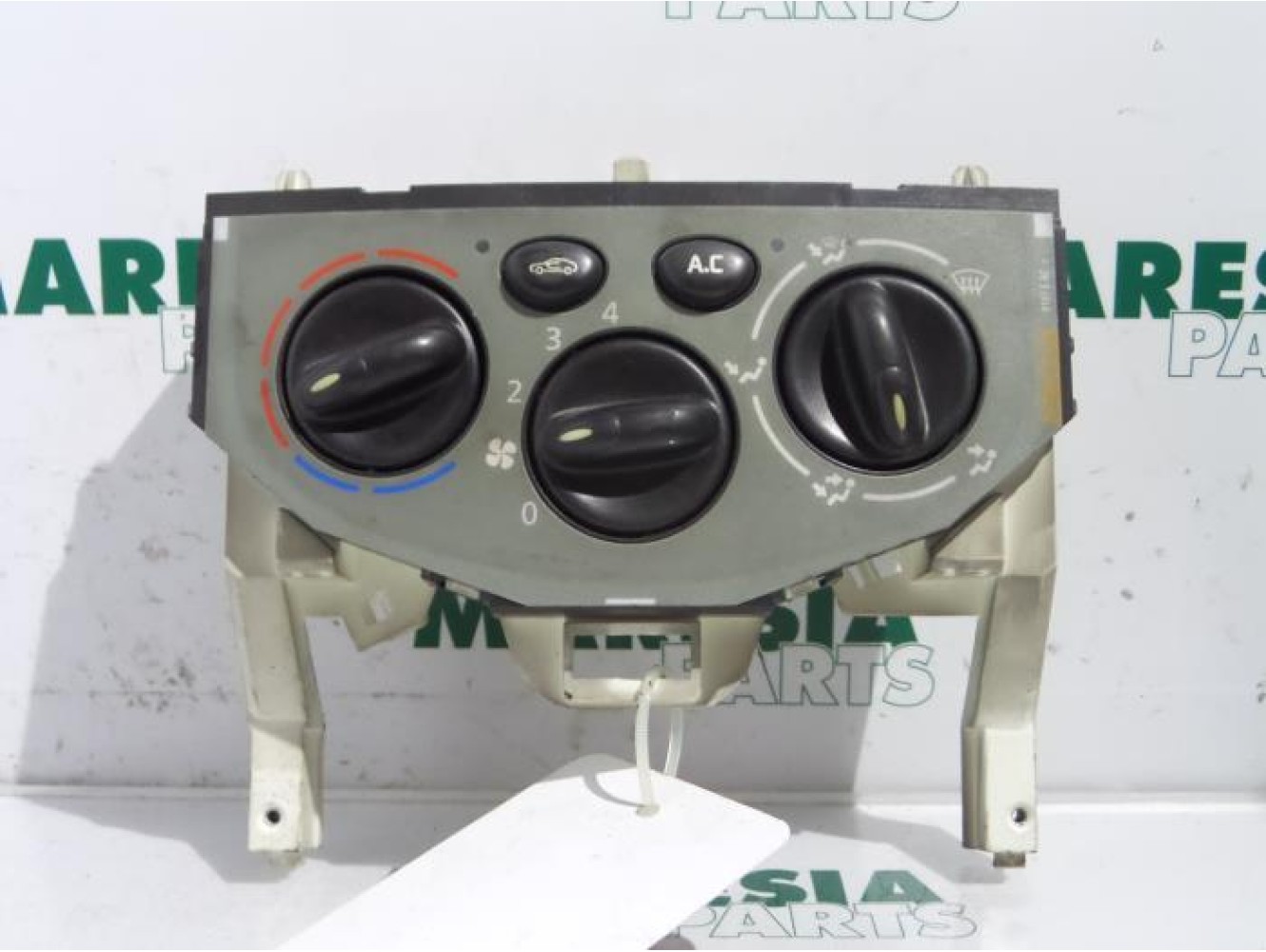 Renault - Trafic - Heater control panel