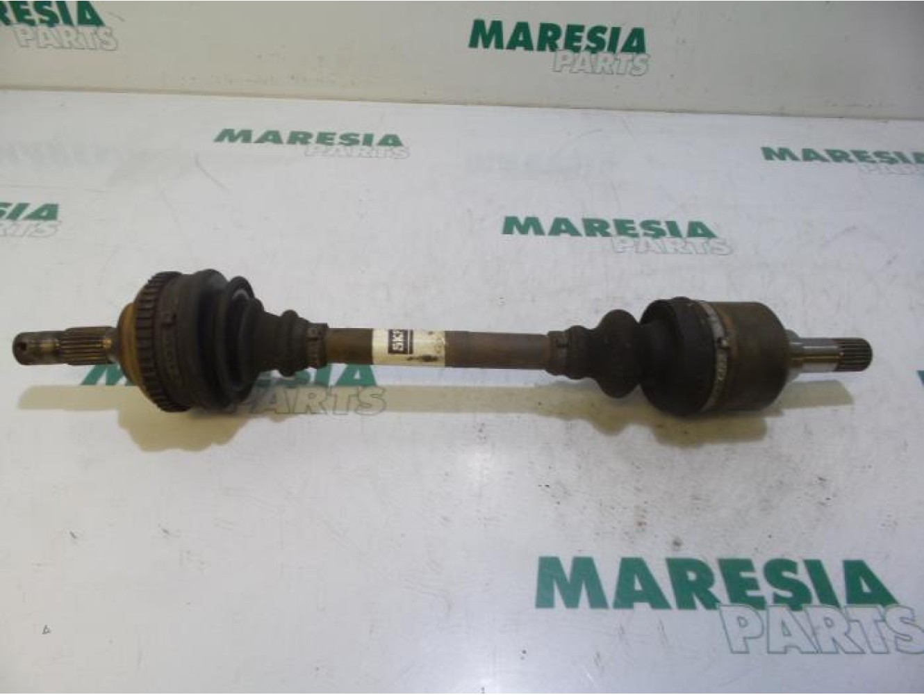 Peugeot - 206 - Aandrijfas links-voor