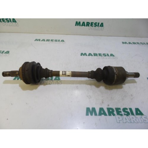 Peugeot - 206 - Front drive shaft, left