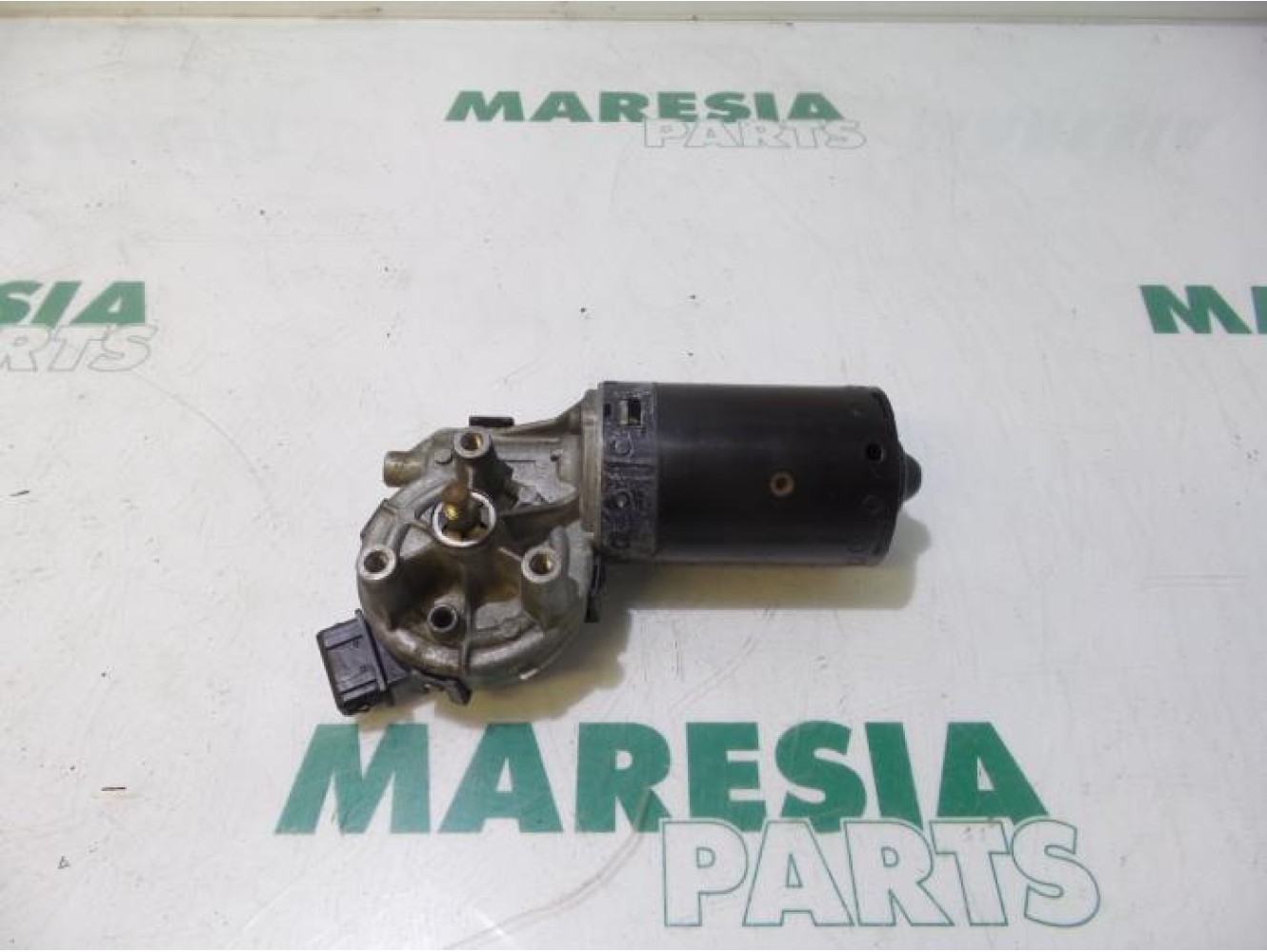 Peugeot - 206 - Front wiper motor