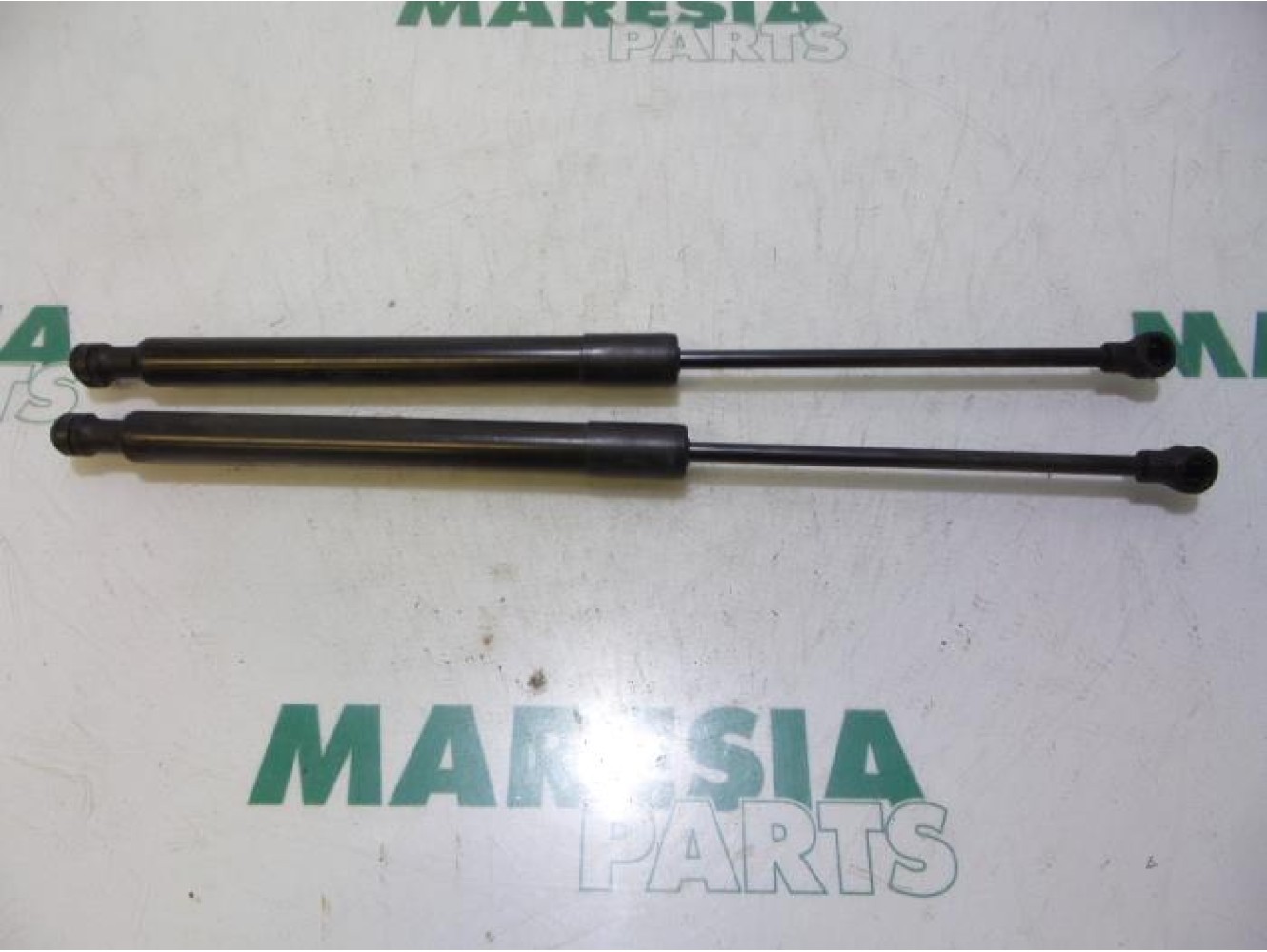 Citroen - DS3 - Set Gasdämpfer Heckklappe