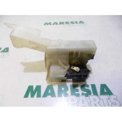 Renault - Clio - Door lock mechanism 2-door, right
