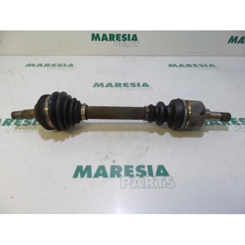 Peugeot - 206 - Aandrijfas links-voor
