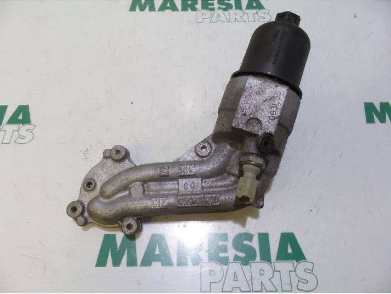 Peugeot - 206 - Oil filter holder