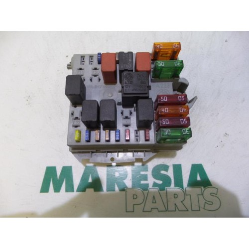 Alfa Romeo - 147 - Fuse box