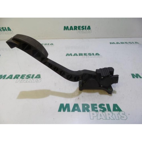 Alfa Romeo - 147 - Gaspedaalpositie Sensor