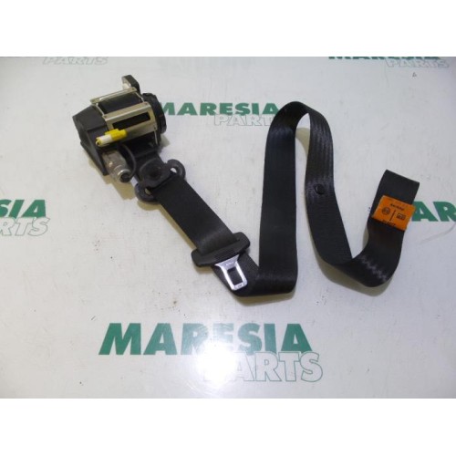 Alfa Romeo - 147 - Front seatbelt, right