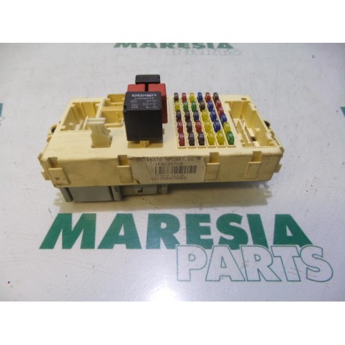 Alfa Romeo - 147 - Fuse box