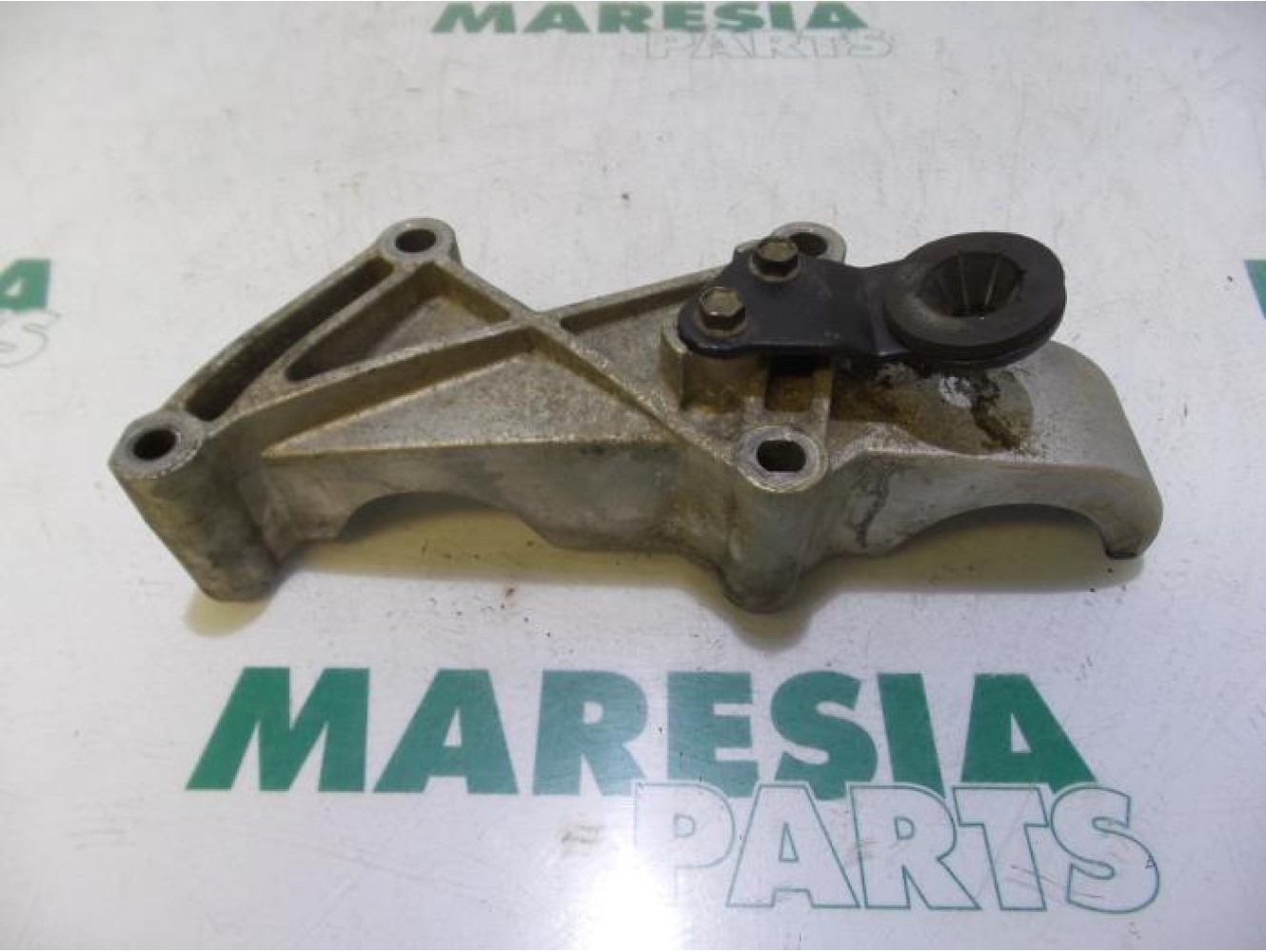 Renault - Master - Timing cover