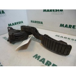 Renault - Laguna - Throttle pedal position sensor