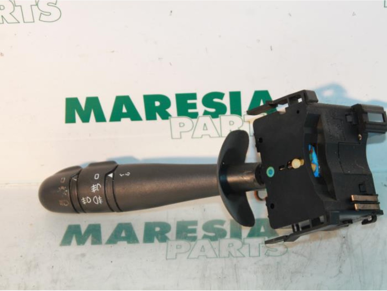 Renault - Laguna - Indicator switch