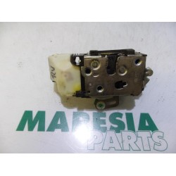 Fiat - Punto - Front door lock mechanism 4-door, right