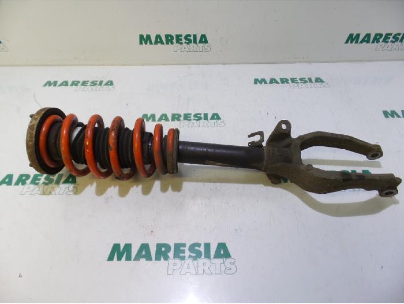 Alfa Romeo - 159 - Front shock absorber rod, right