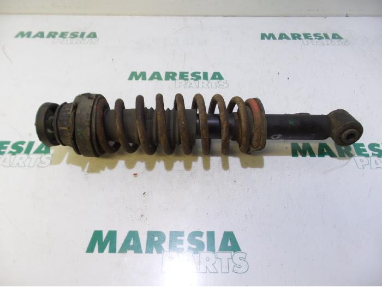 Alfa Romeo - 159 - Stoßdämpferstrebe links hinten