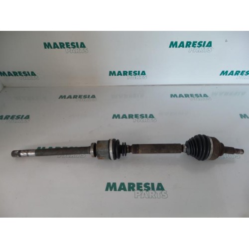 Renault - Laguna - Front drive shaft, right