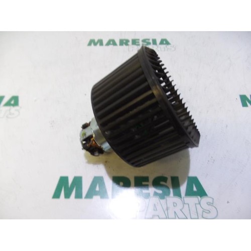 Peugeot - 107 - Heating and ventilation fan motor