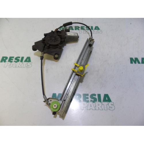 Alfa Romeo - 156 - Rear door window mechanism 4-door, right
