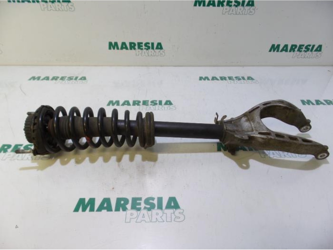 Alfa Romeo - 156 - Stoßdämpferstrebe links vorne