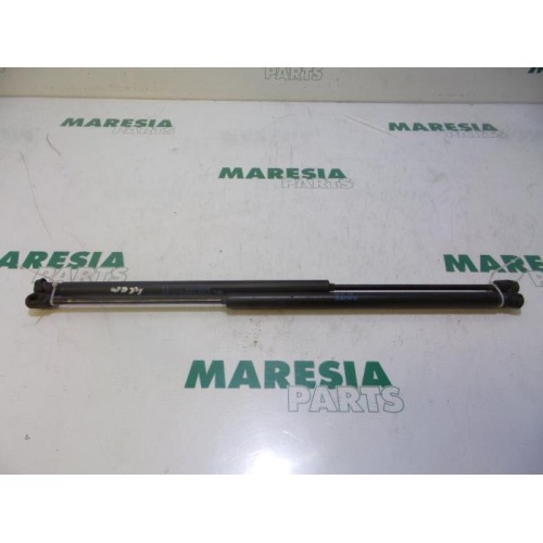 Citroen - C4 Picasso - Set Gasdempers Achterklep