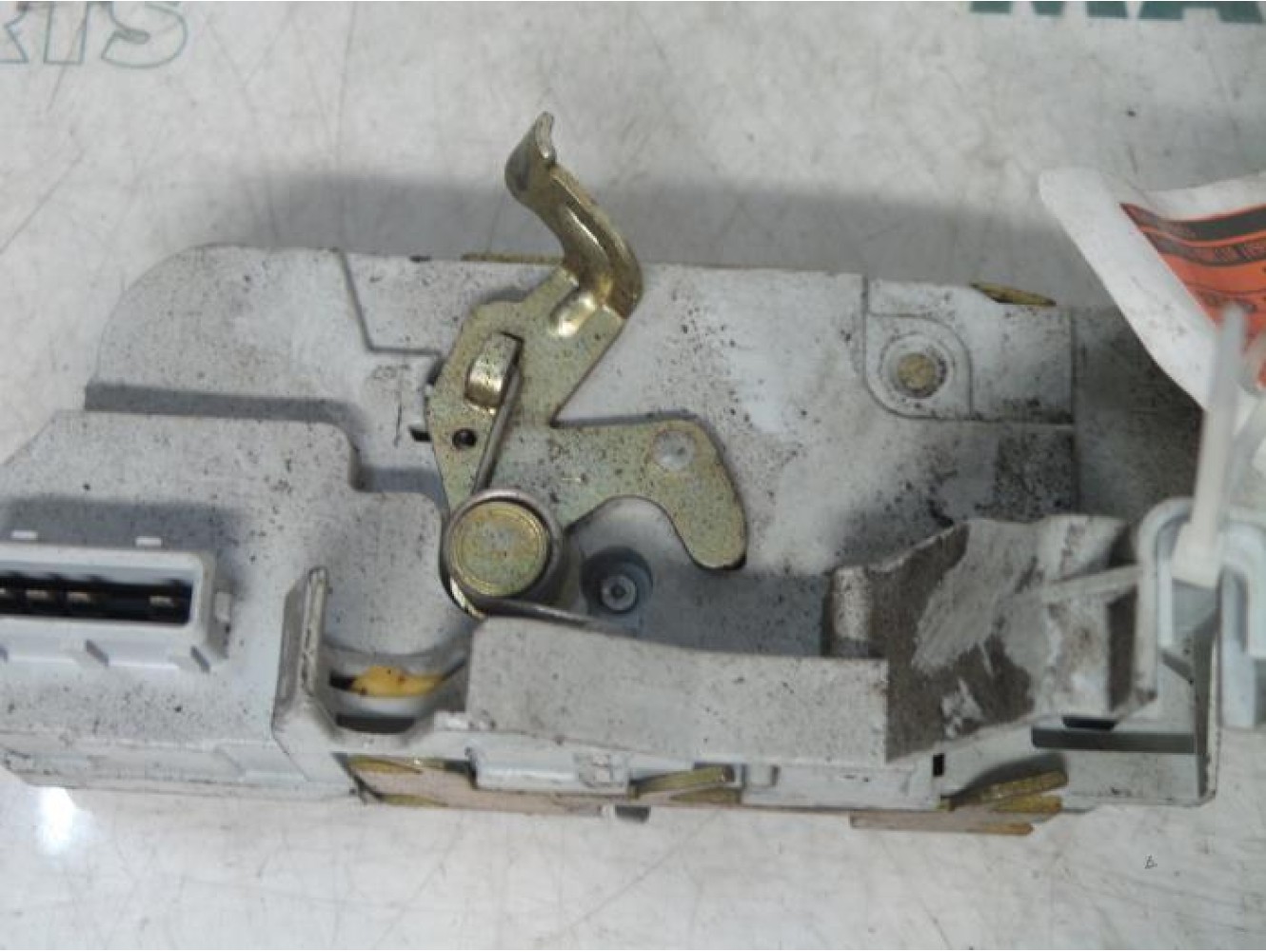 Peugeot - 307 - Türschlossmechanik 4-türig links hinten